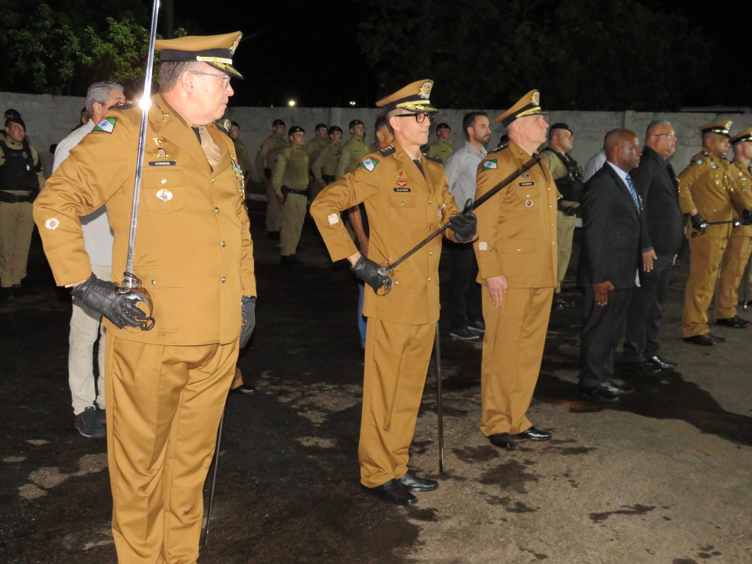 Cerimônia Militar Comemora Aniversário da 9ª CIPM e Homenageia Militares e Autoridades Civis