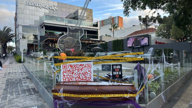 Halloween do Hard Rock Cafe Curitiba tem cenário inusitado e noite temática