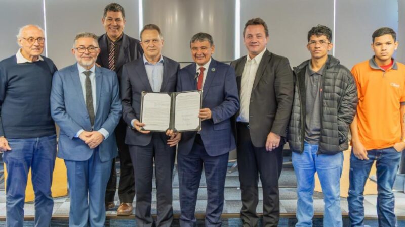 JBS firma convênio com o governo federal para oferta de emprego a beneficiários do Bolsa Família
