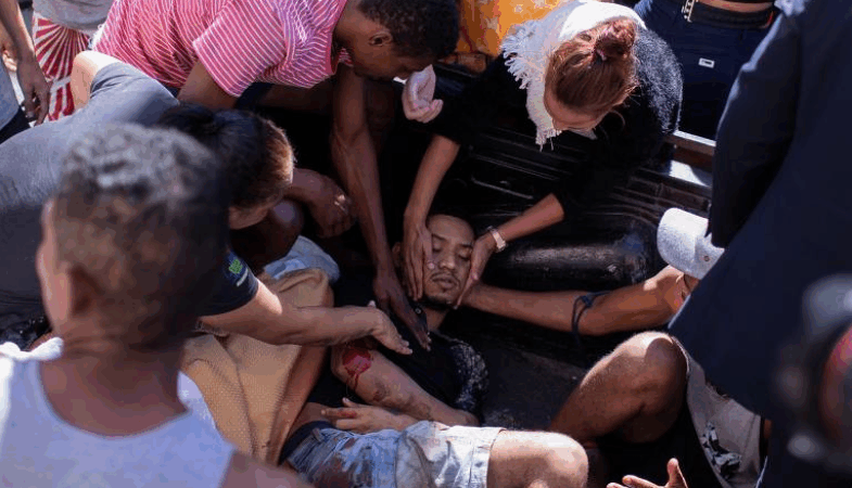 Quando a bala sobe o morro, mas não desce o asfalto