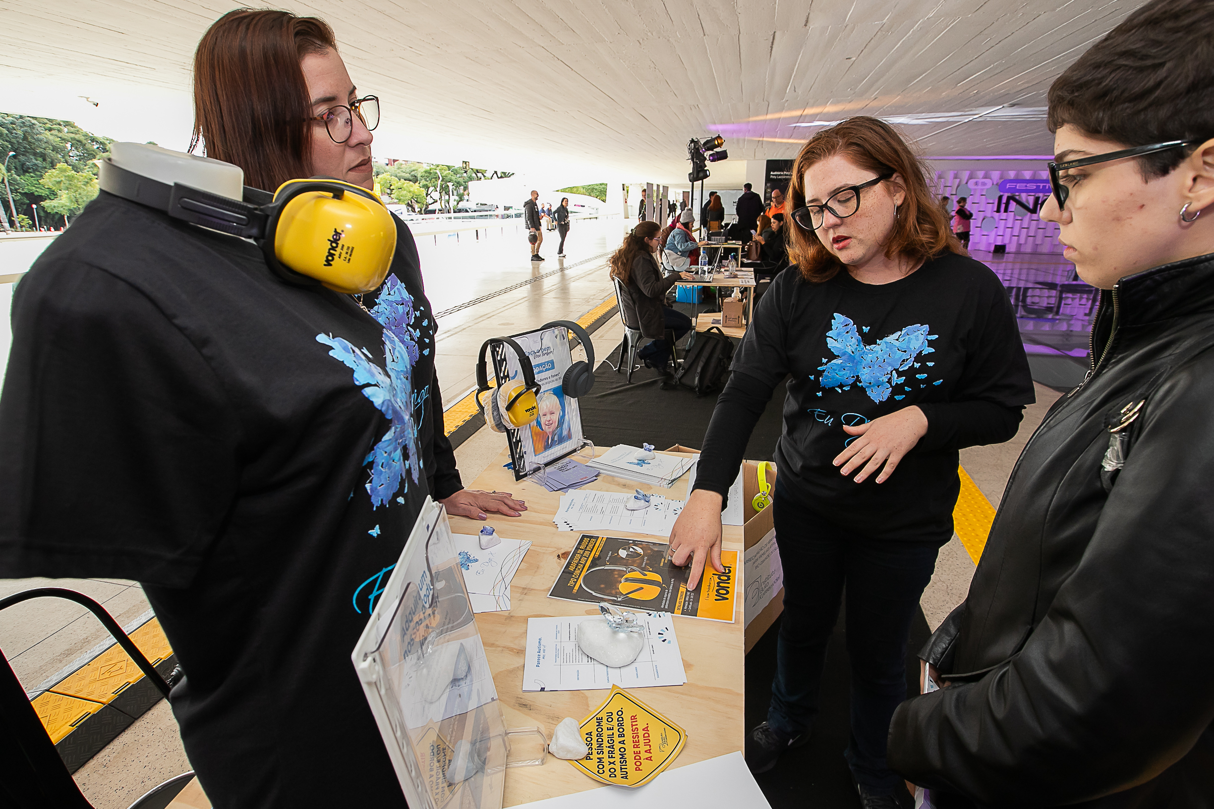 Festival Inclusão em Cena joga luz sobre doenças raras e neurodivergência com foco na Síndrome do X Frágil