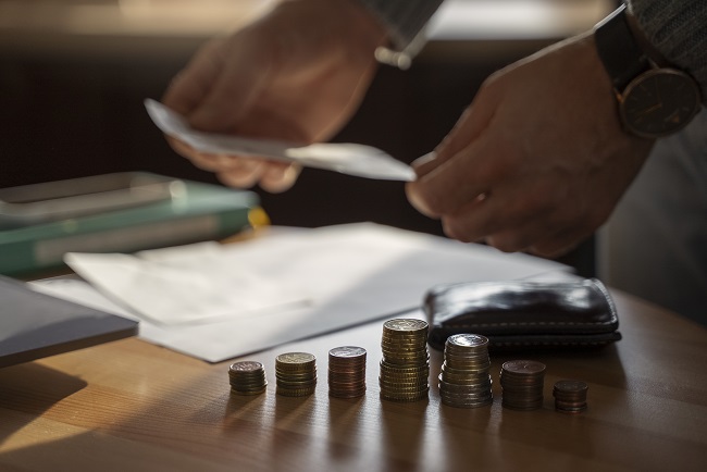 Juros a 15%: empresários recorrem a imóveis para fugir de capital de giro abusivo