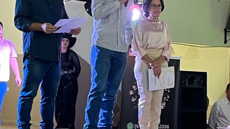 Rodeio, veículo público e cargo de confiança: MP cobra explicações em Santo Inácio