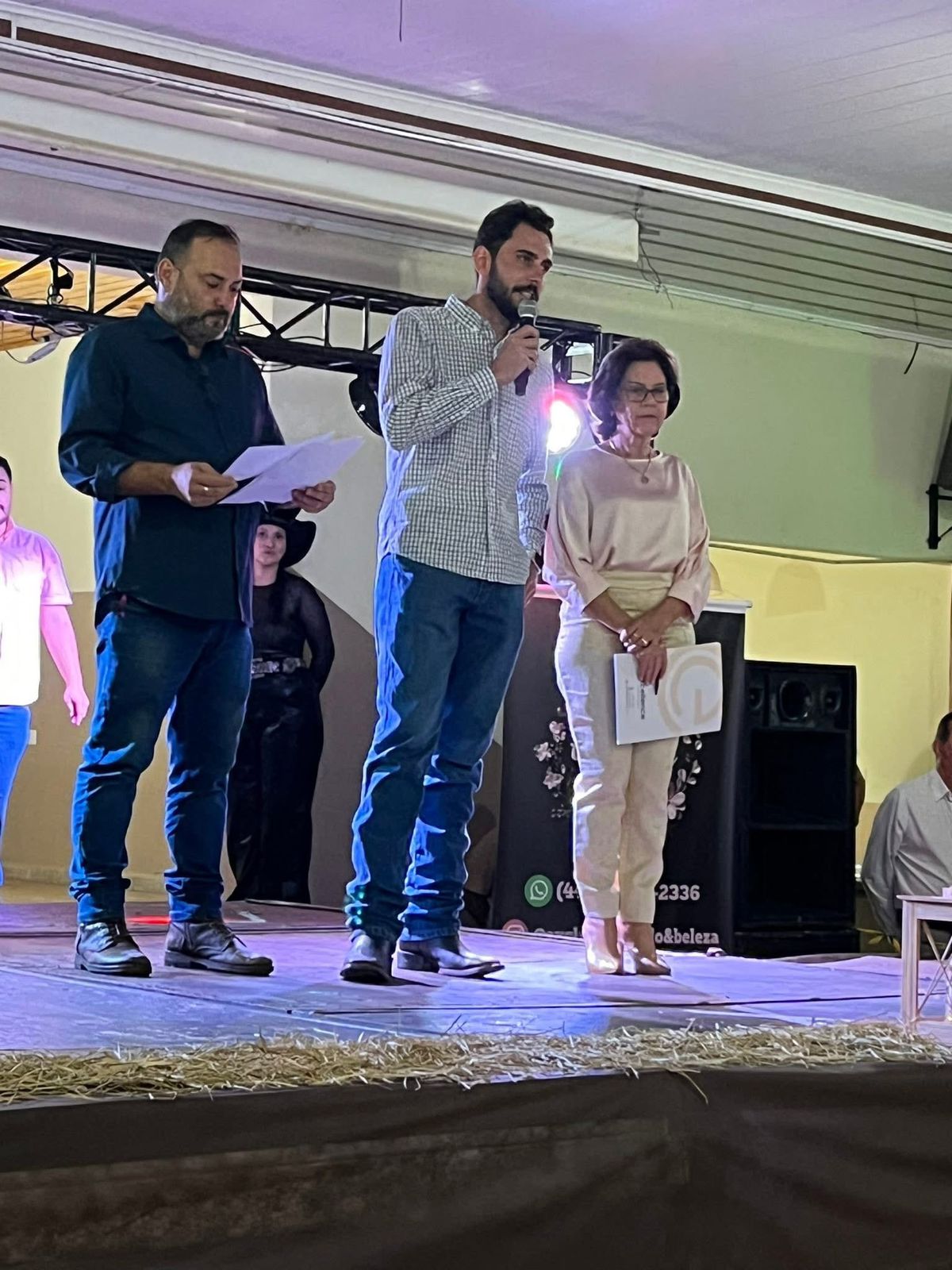 Rodeio, veículo público e cargo de confiança: MP cobra explicações em Santo Inácio