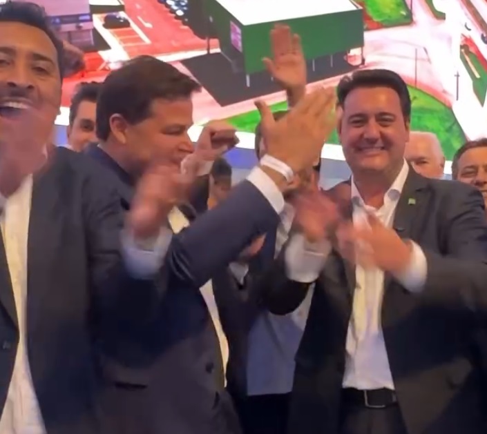 Ratinho Junior, Guto Silva, Sandro Alex e Soldado Adriano José: vocês se enganaram com o pedágio ou nos enganaram?