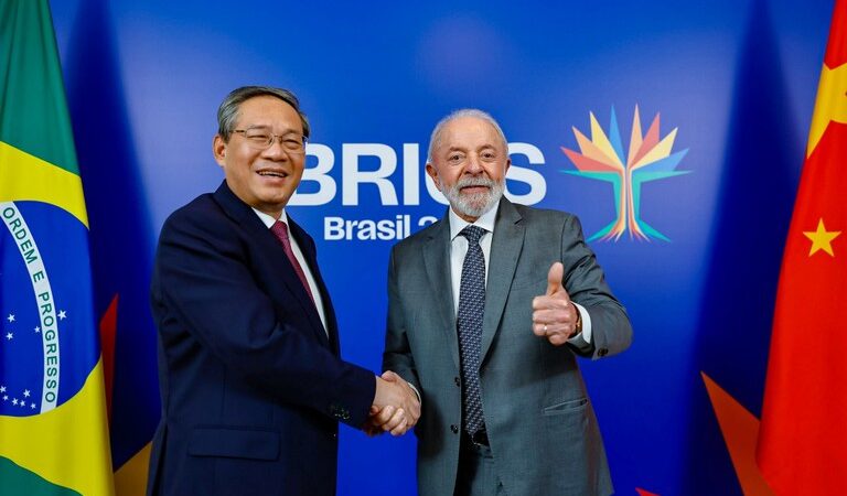 Com primeiro-ministro da China, Lula enfatiza excelente momento da relação bilateral