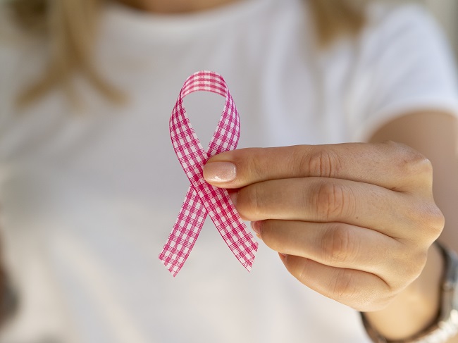 Outubro Rosa e os cuidados na recuperação emocional de mulheres com câncer de mama