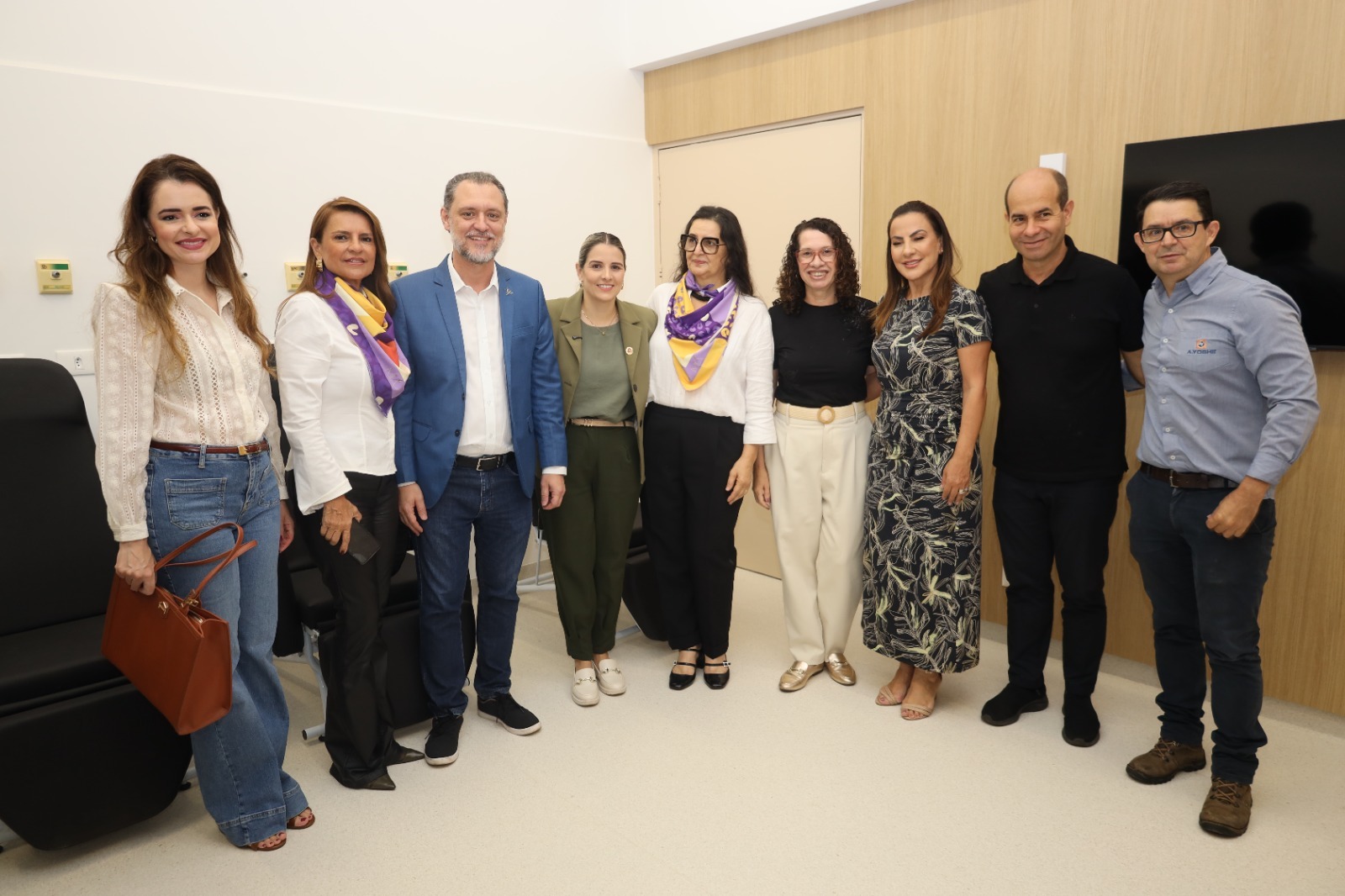 Majô prestigia e apoia a inauguração de salas pensadas para acolher gestantes e crianças vitimas de violência no HU- Maringá