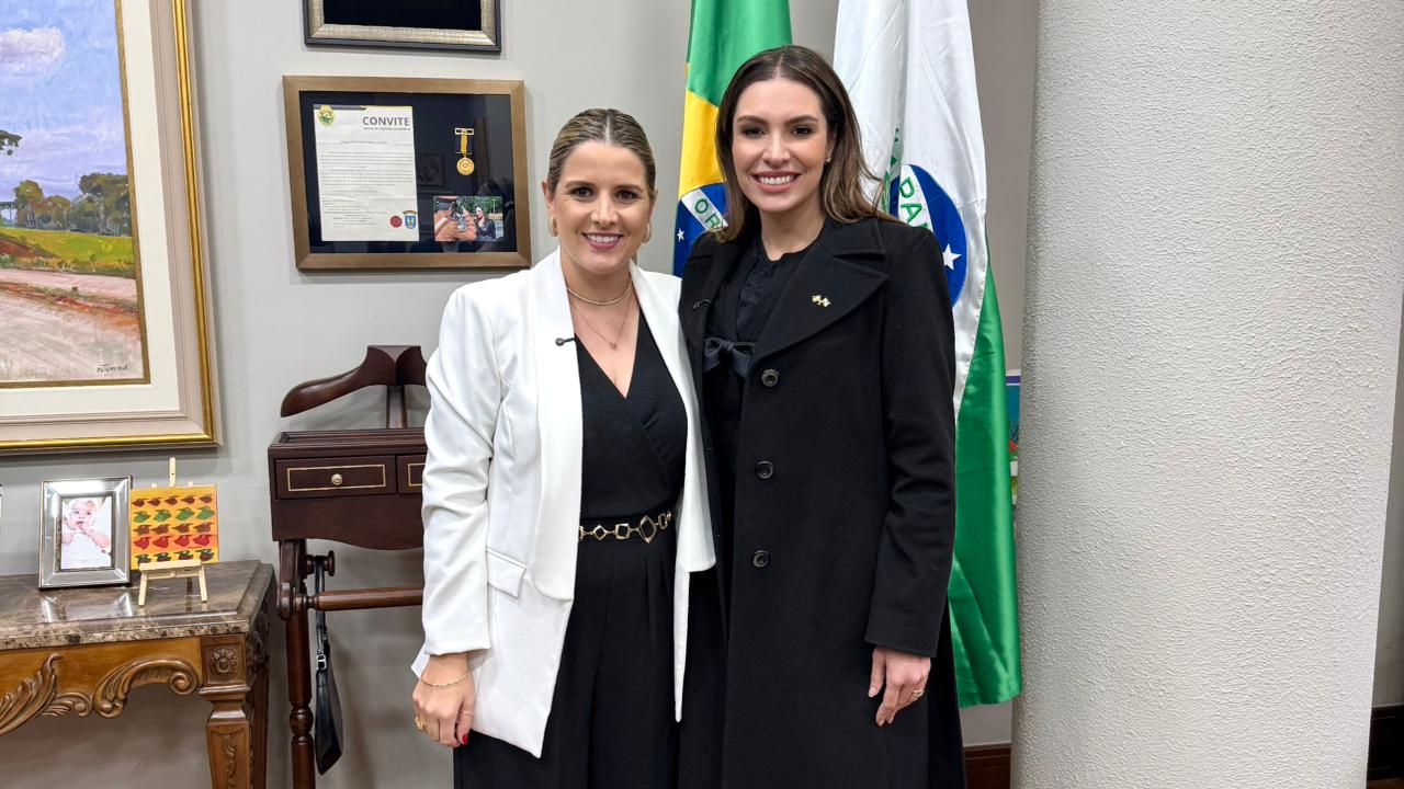 Vereadora Majô, com apoio da deputada Maria Victoria, garante van para levar o Espaço do Empreendedor até os bairros de Maringá