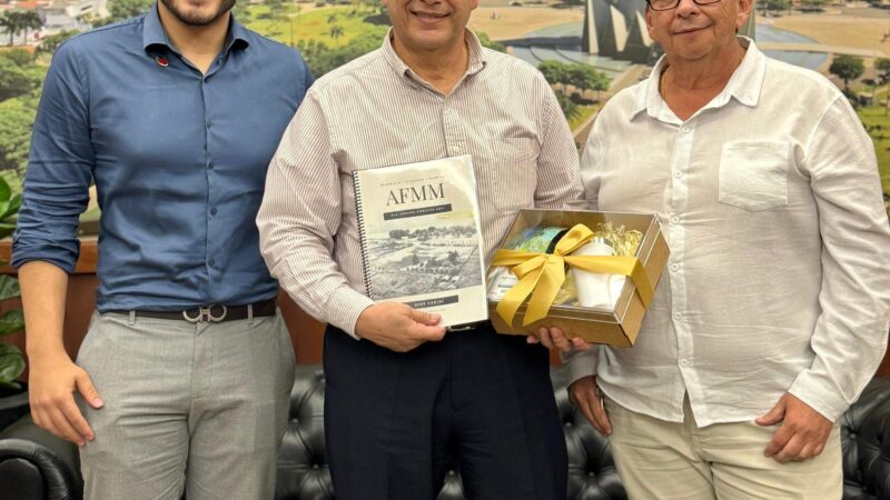 Mazarão se reúne com o prefeito para discutir valorização de servidores e melhorias na AFMM