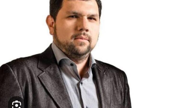 “Heleninha” é citada como suposta namorada do apresentador Ratinho em vídeo de blogueiro bolsonarista