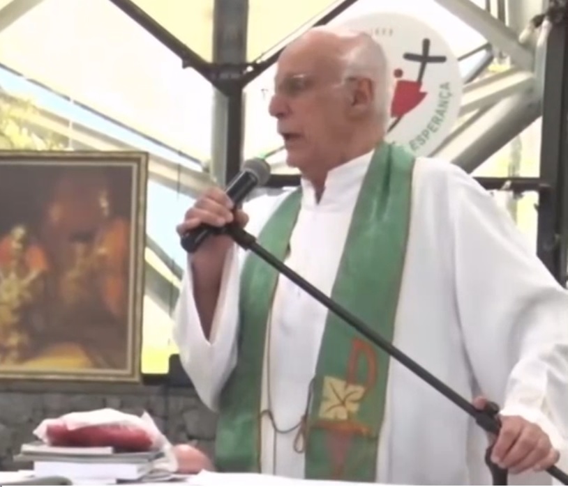 Durante missa, Padre Júlio Lancellotti adverte: gestão Silvio Barros não deve seguir exemplo de São Paulo