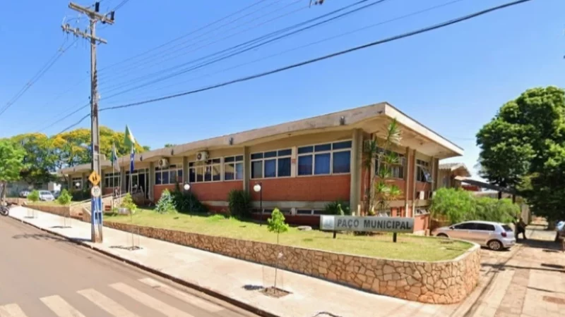 Trem da alegria descarrilou em Paiçandu?