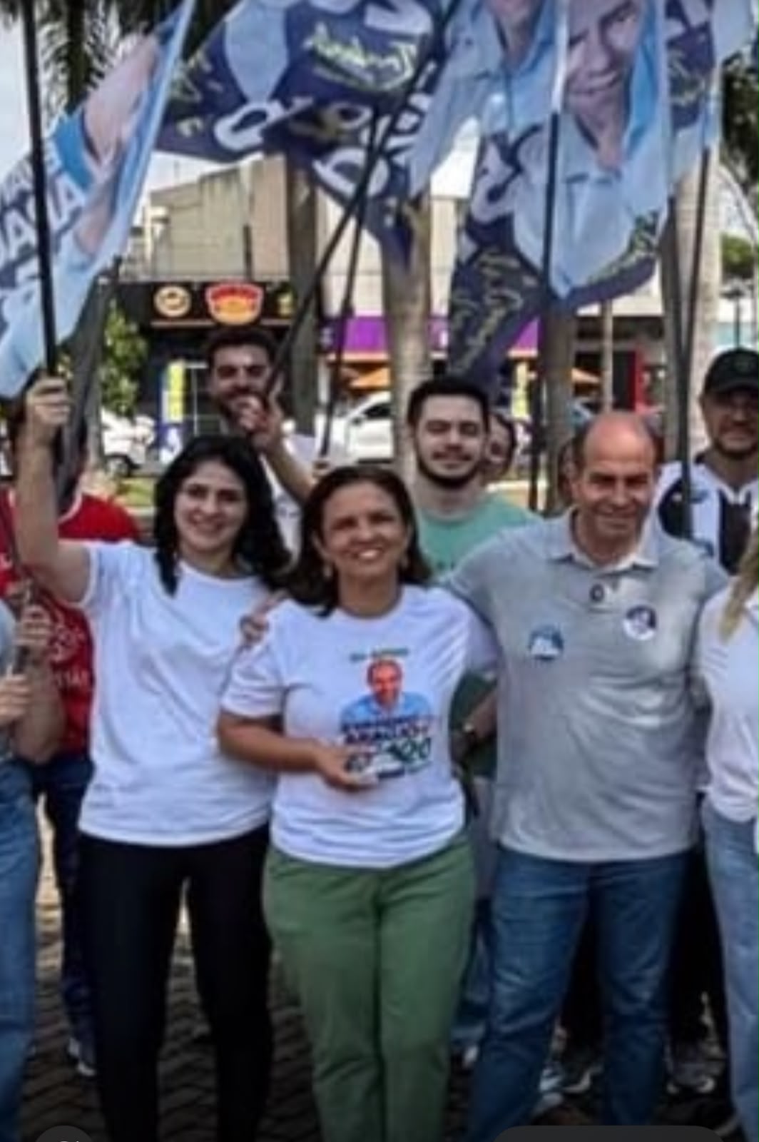 Horas antes de médica ser morta, suspeito participou de atos da campanha de Sandro Alex em Maringá