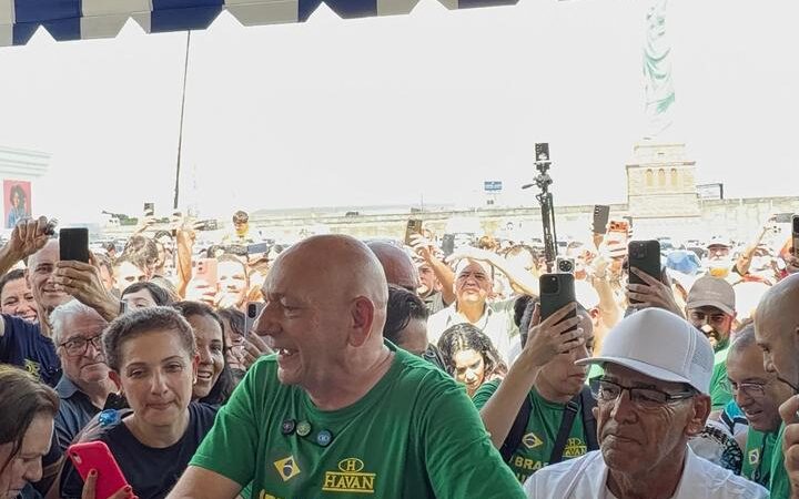 Luciano Hang inaugura novo espaço do Pastel do Zé em Maringá