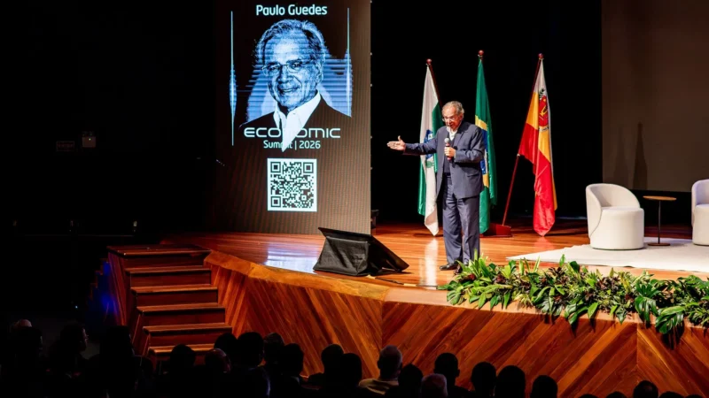 Paulo Guedes palestrou em Maringá antes de reportagem revelar sua atuação na OnilX, acusada por investidores de dar calotes