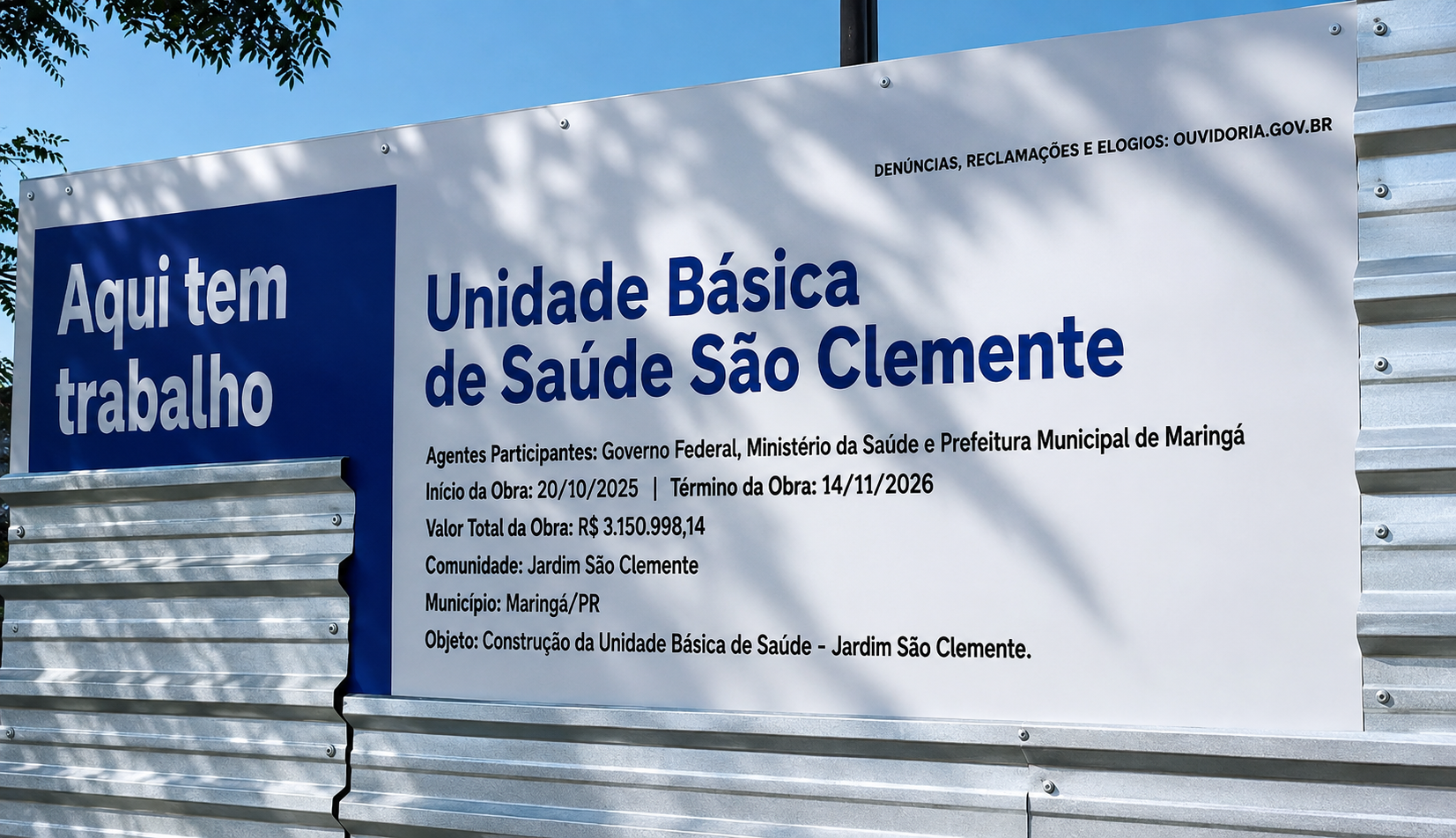 Quem fala a verdade: a placa ou o discurso da cerimônia?