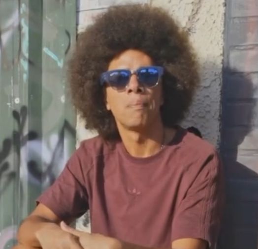 Renato Freitas se pronuncia após briga de rua e cita “trincheiras da guerra” em desabafo