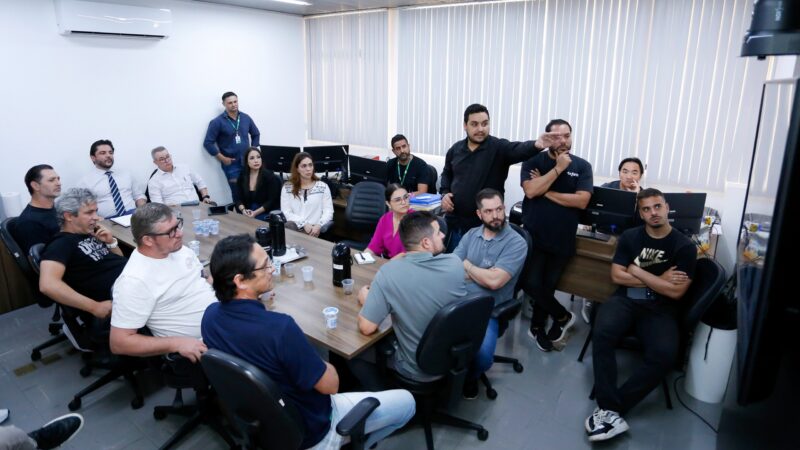 Câmara de Maringá discute organização da fiação nos postes