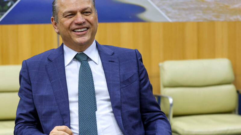 Ricardo Barros está entre os “100 Cabeças do Congresso Nacional”