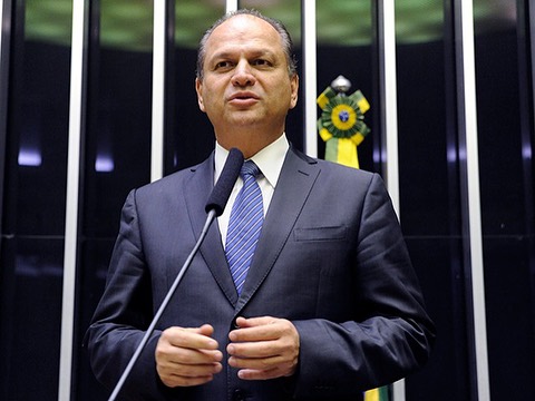 Ricardo Barros comemora resultado de pesquisa para senador do Paraná