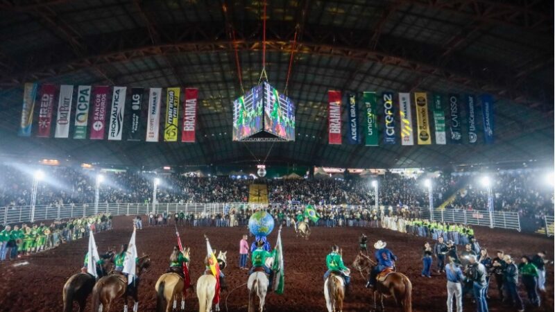 Com mais de R$ 100 mil em prêmios, rodeio encerrou Expoingá 2026