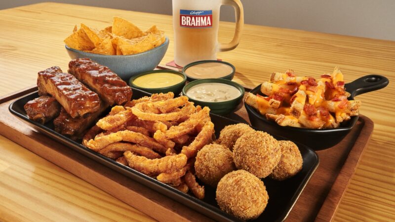 Outback lança maior campanha de futebol de sua história no Brasil e transforma restaurantes em ponto de encontro dos torcedores