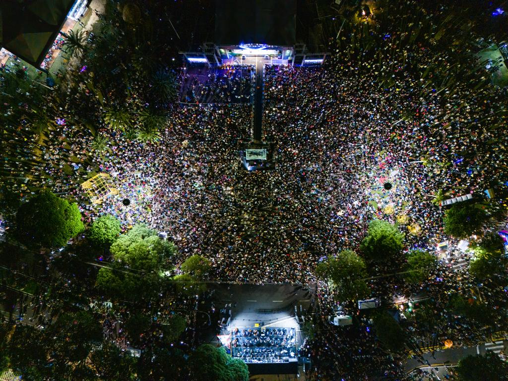 Com show do Roupa Nova, abertura da ′Maringá Encantada 2023′ reúne mais de 40 mil pessoas na Praça da Catedral