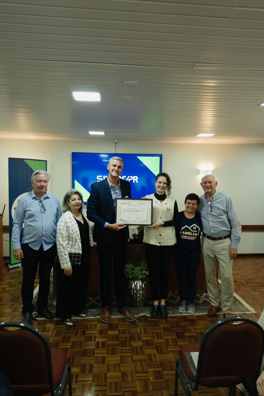 Sinepe/PR recebe homenagem da Câmara Municipal de Curitiba