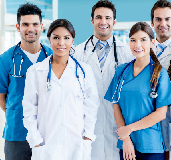 Telemedicina avança e se torna solução para reduzir filas e ampliar atendimento em municípios de todos os portes