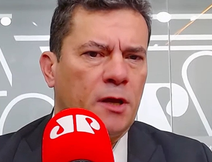 Moro mantém tom agressivo e volta a atacar Do Carmo