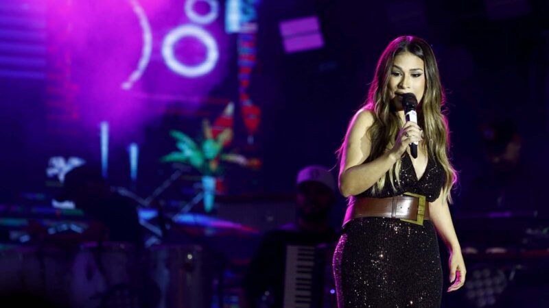 Com arena lotada, Simone Mendes brilha em noite inesquecível na Expoingá
