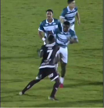Maringá FC vira UFC? Era final de futebol ou campeonato de MMA?