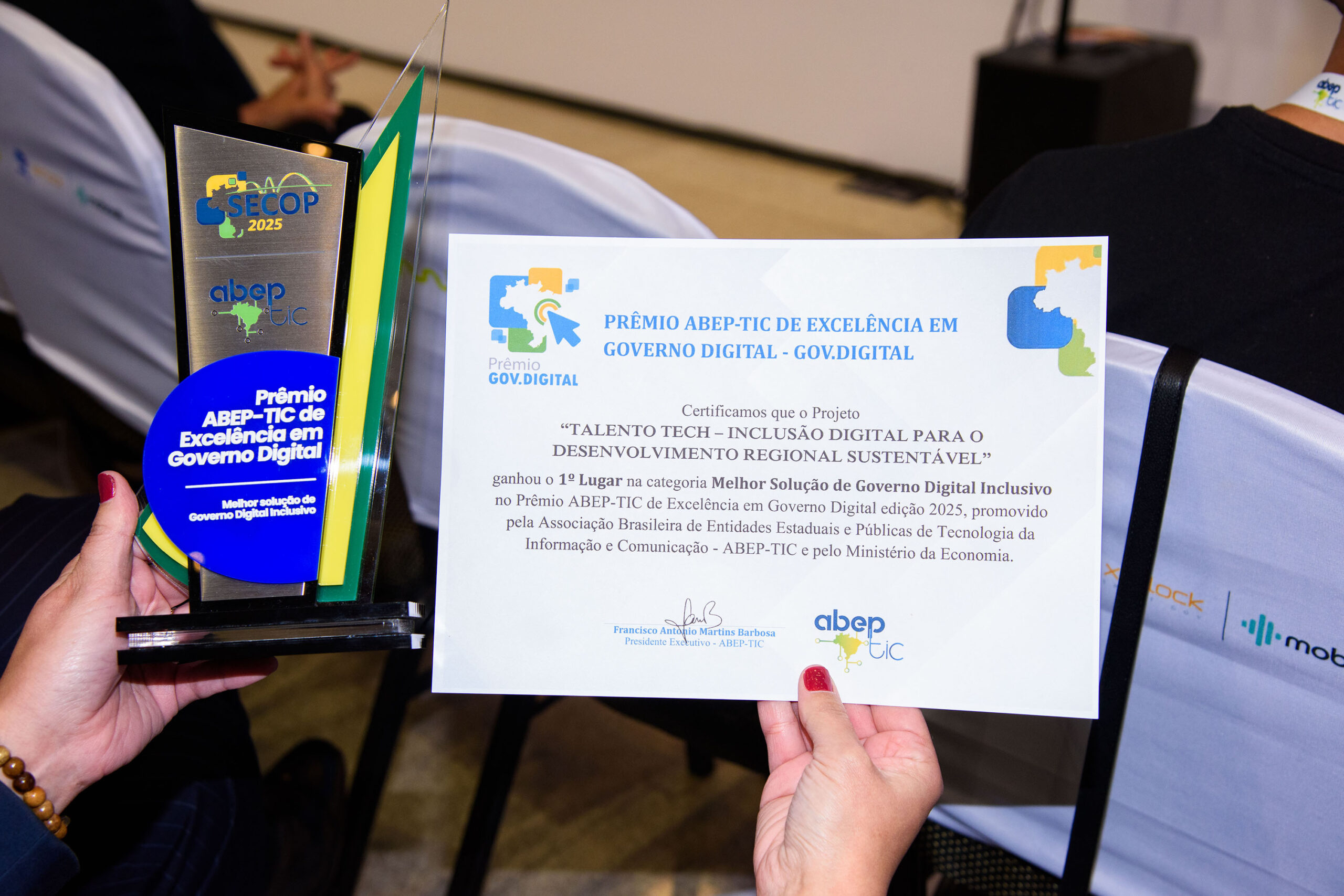 Talento Tech e Ecossistema Digital: Paraná conquista prêmios nacionais de tecnologia