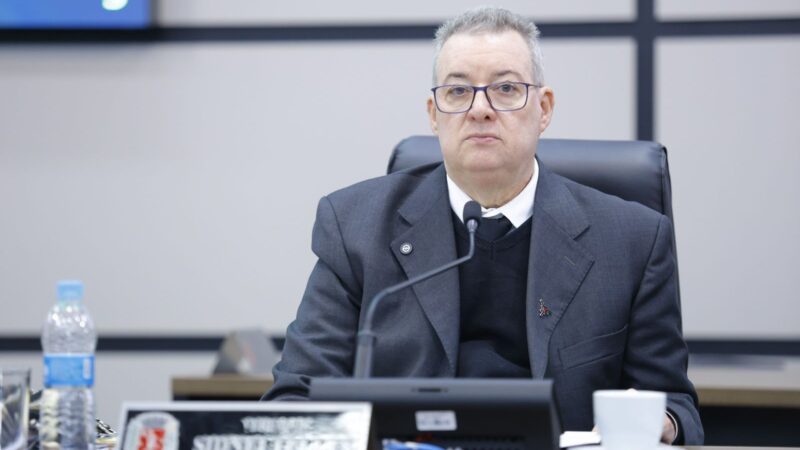Sidnei Telles sobe o tom contra a Copel e formaliza denúncia