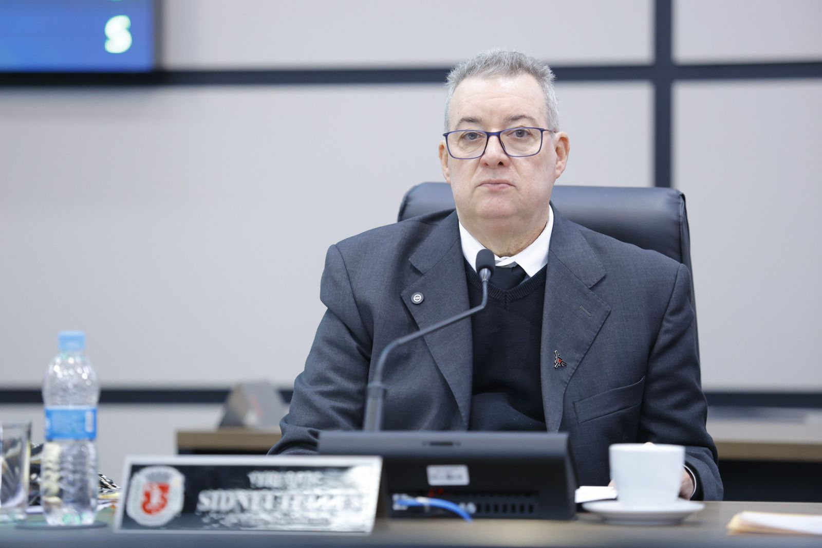 Sidnei Telles sobe o tom contra a Copel e formaliza denúncia