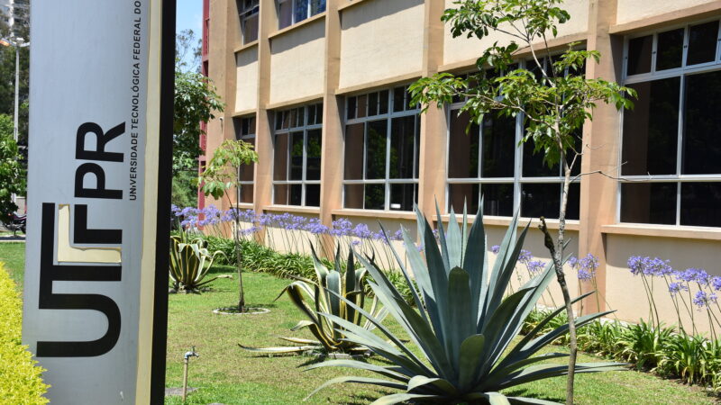 UTFPR se consolida entre as líderes brasileiras em dupla diplomação internacional