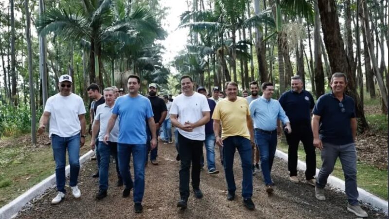 Governador fortalecido na fazenda, povo esquecido na cidade: que prefeitos são esses?
