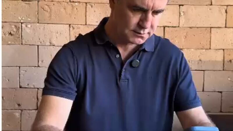 Veja: Ulisses Maia é surpreendido com mensagem comovente de aluna da rede municipal de ensino