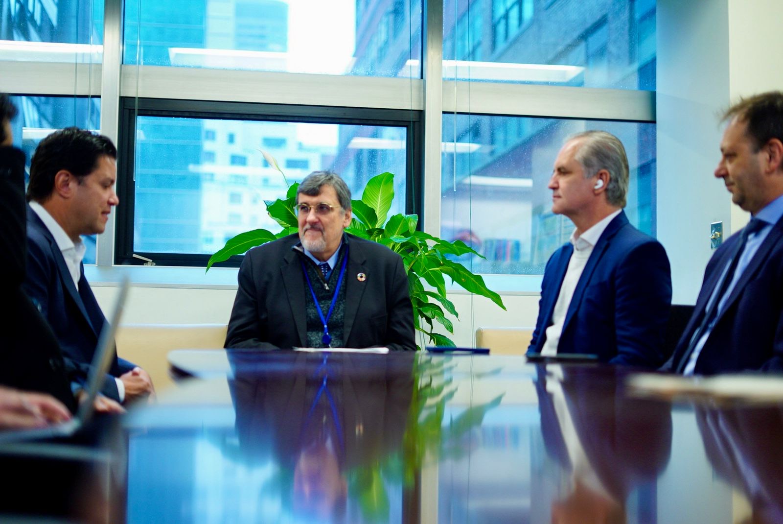 Paraná firma parceria com ONU-Habitat para criação de Observatório Inteligente das Cidades