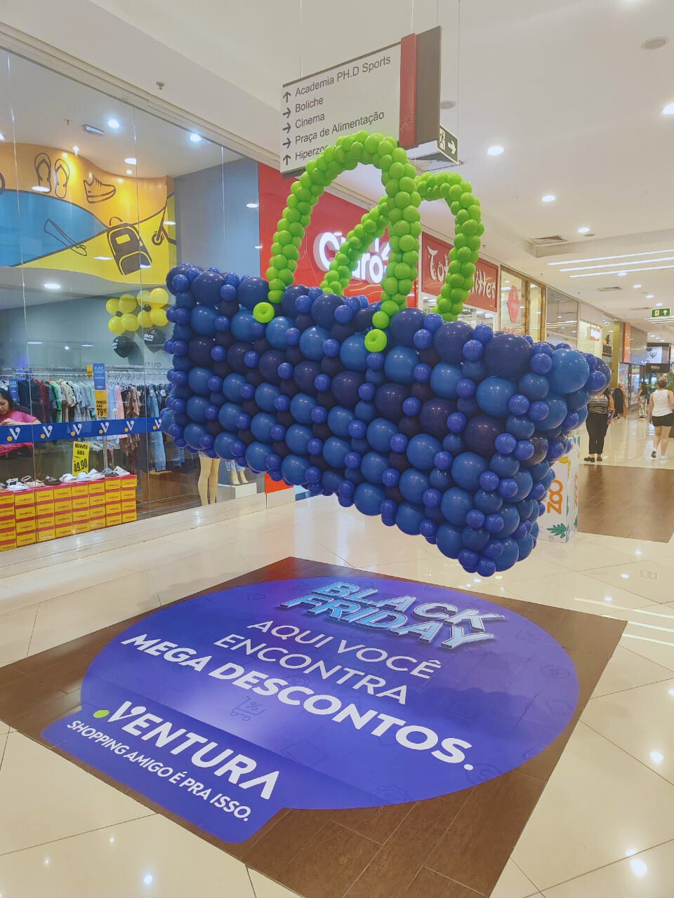 Grandes descontos e prêmios instantâneos agitam Black Friday do Ventura Shopping