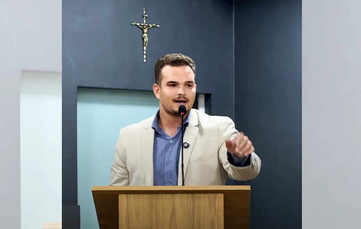 Narrativas X Realidade: O jovem legislador que tenta travar Mandaguaçu com desinformação