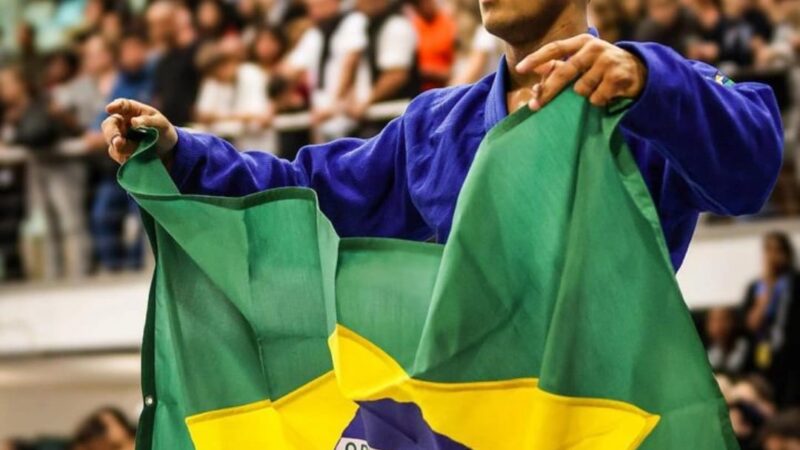 Atleta paranaense conquista vaga para o mundial de Jiu-Jitsu 2025