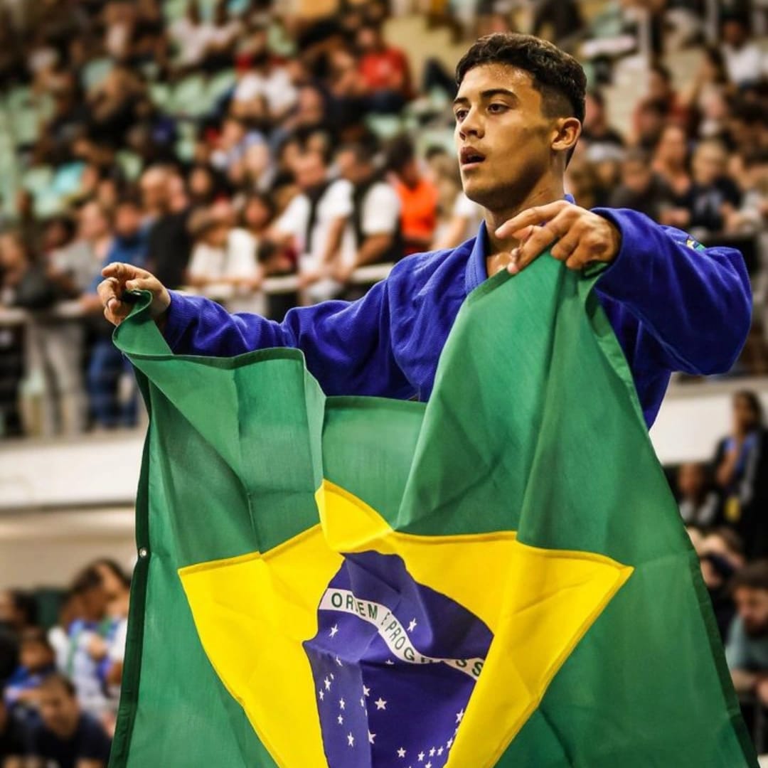 Atleta paranaense conquista vaga para o mundial de Jiu-Jitsu 2025