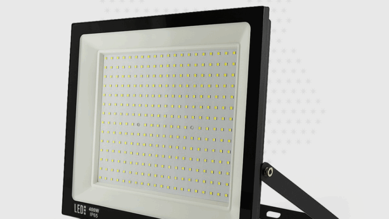 Foxlux conquista 1º lugar em refletor de LED no Top of Mind da construção civil
