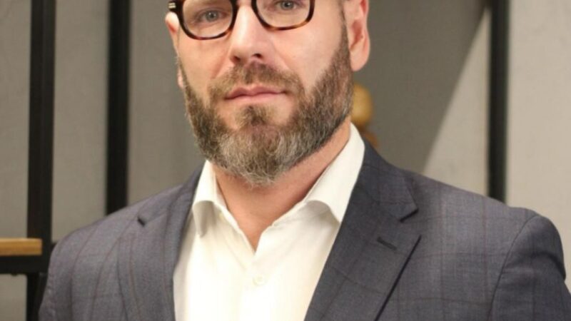 Crédito fácil amplia endividamento e afeta produtividade no trabalho