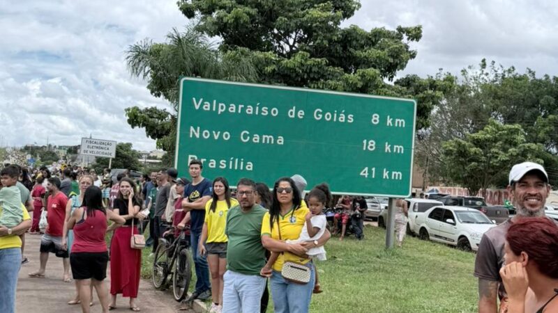 Delegado Jacovós segue firme na caminhada com Nikolas Ferreira e já está a 41 quilômetros de Brasília