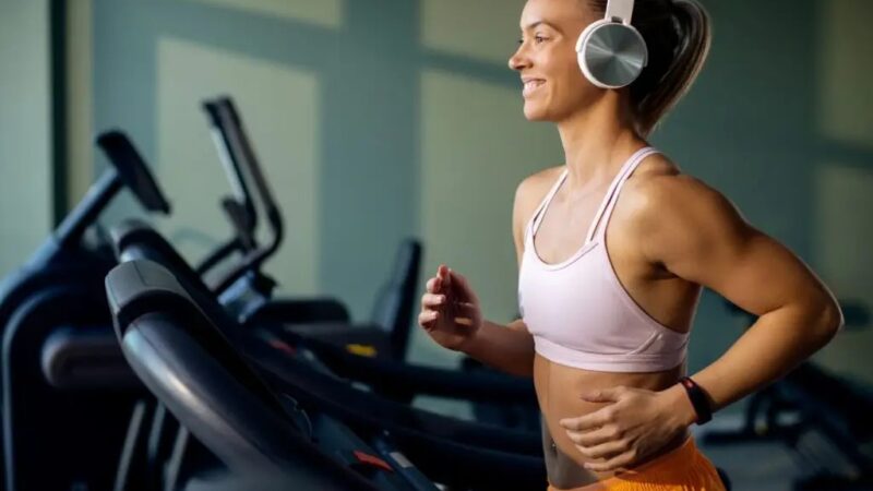 Como transformar caminhada em um treino que realmente emagrece