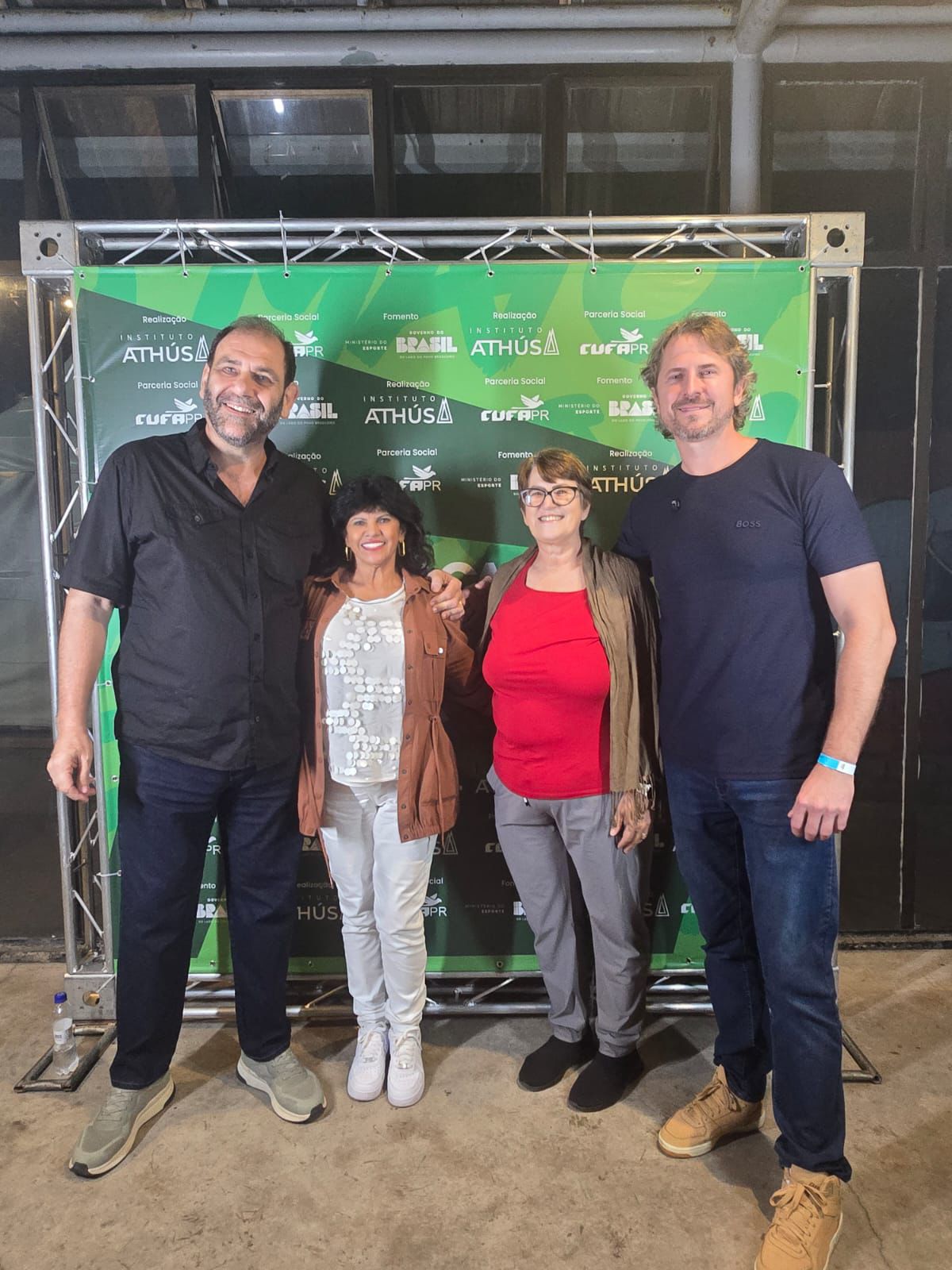 Zeca Dirceu garante investimentos para a Taça das Favelas no Paraná