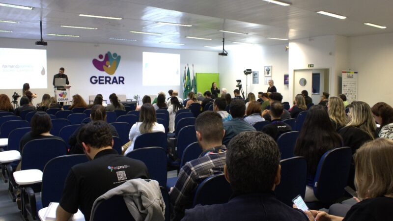 Seminário Bi-Estadual de Aprendizagem, Paraná e Santa Catarina,  discute caminhos para fortalecer a formação profissional e a inovação nas empresas
